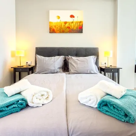 In With Fabulous Views Apartmán