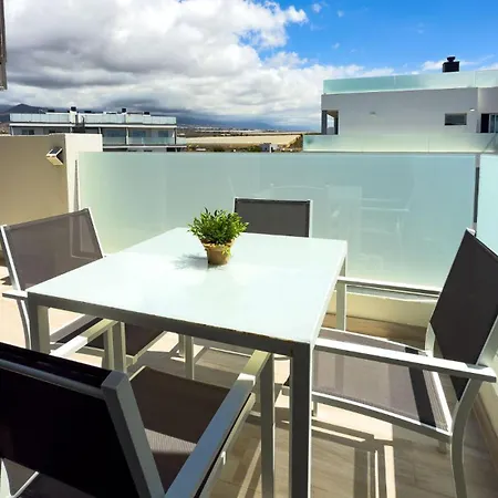 In With Fabulous Views *