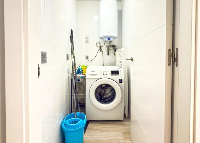 In With Fabulous Views *