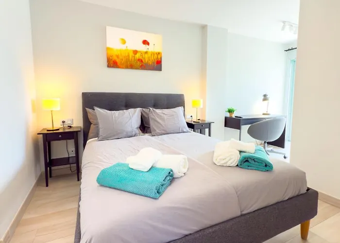 In With Fabulous Views Apartman *