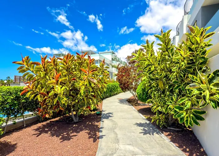 In With Fabulous Views * La Tejita